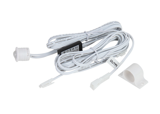 Le mouvement humain enfoncé d'interrupteur de lampe de capteur de mouvement de LED a automatisé