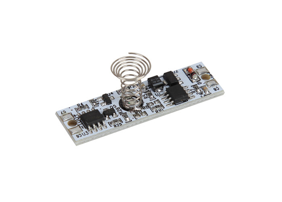 Construit dans plus faible dc 12 de commutateur de capteur de contact - 24V pour la lumière de rayure de LED