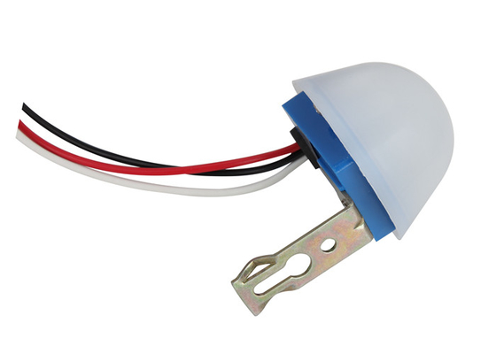 Automatique sur C.A. 180 de plastique d'ABS du capteur 10A de lumière de cellule photo-électrique - 240V